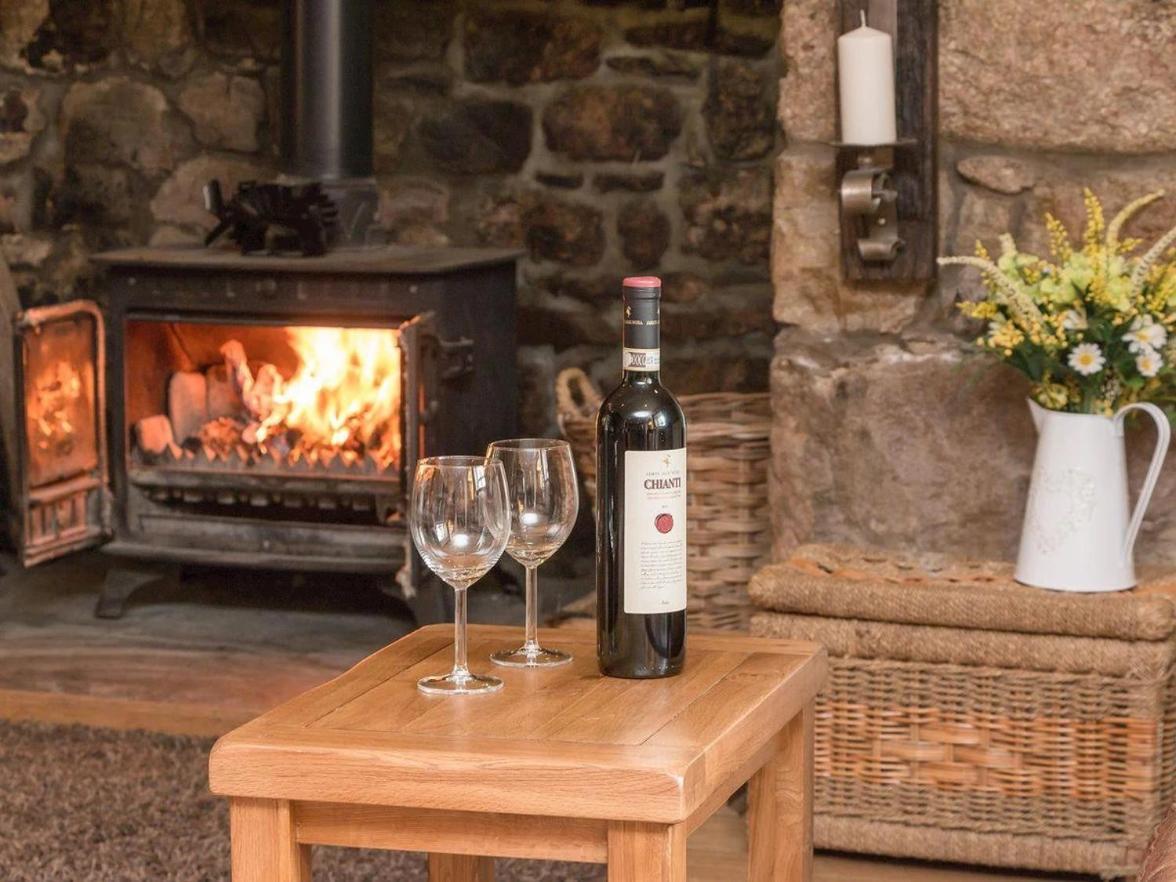 Rhiwddu Barns Villa Llangadog ภายนอก รูปภาพ