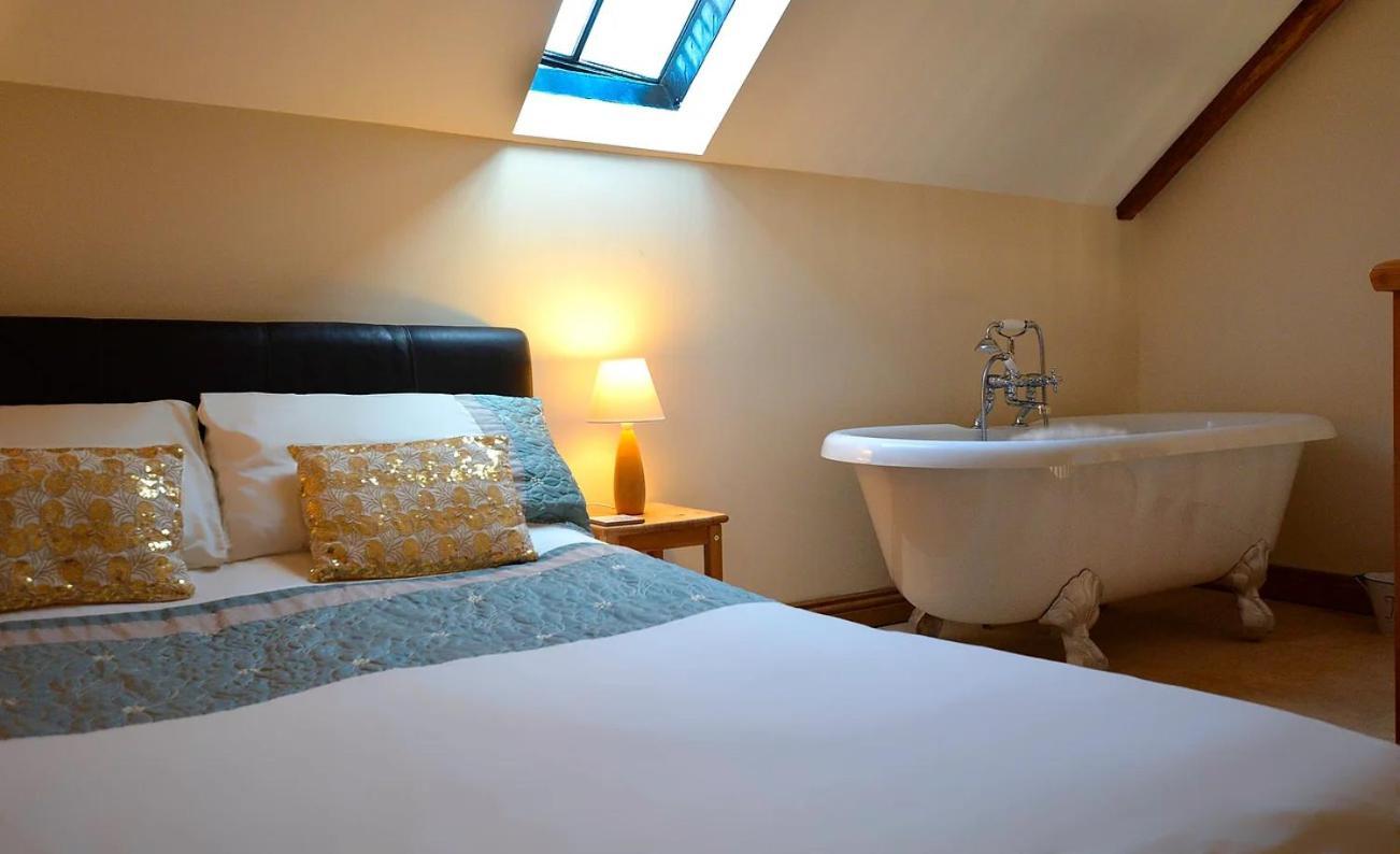 Rhiwddu Barns Villa Llangadog ห้อง รูปภาพ