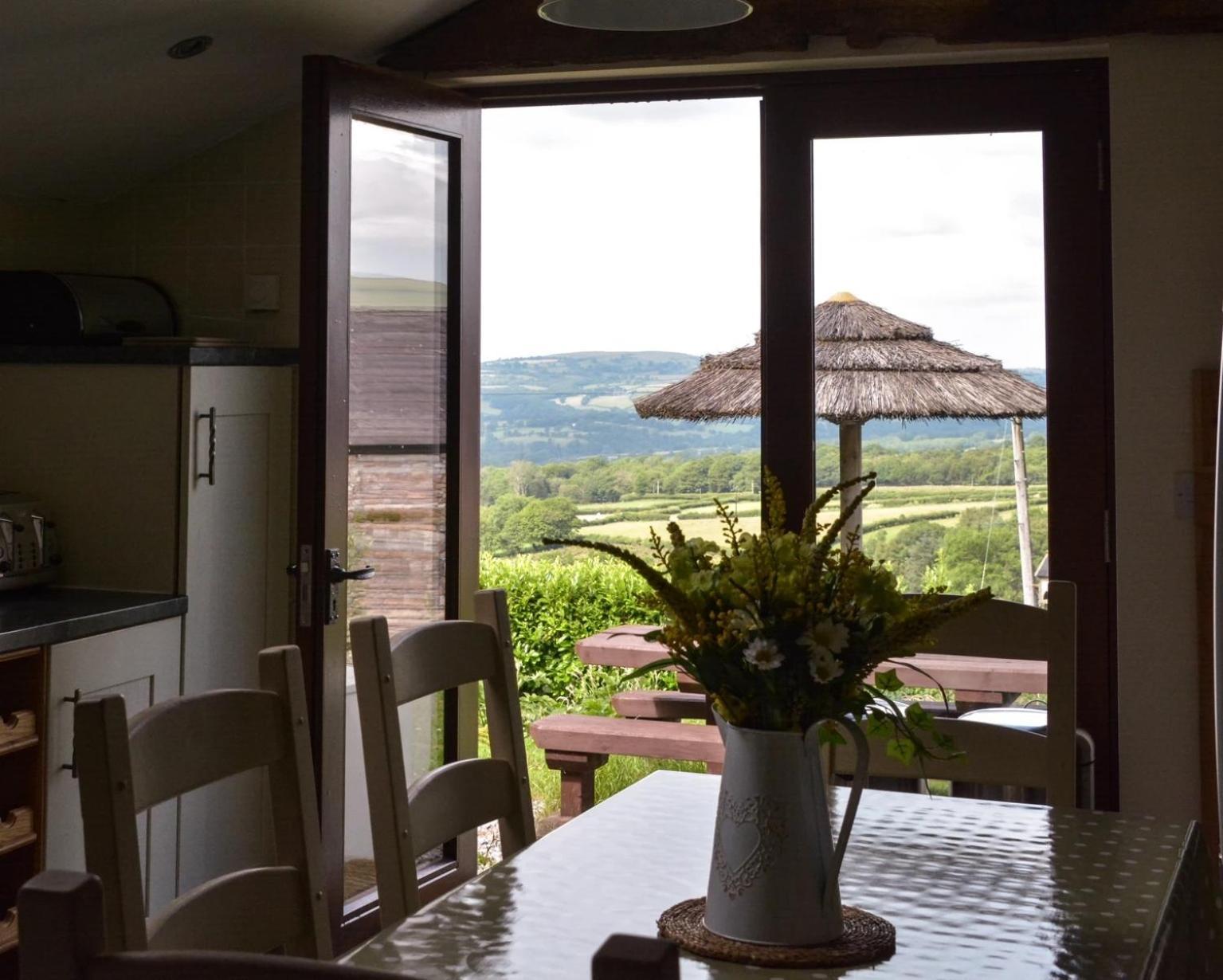 Rhiwddu Barns Villa Llangadog ห้อง รูปภาพ